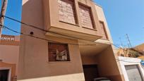 Exterior view of Flat for sale in  Almería Capital  with Storage room and Swimming Pool