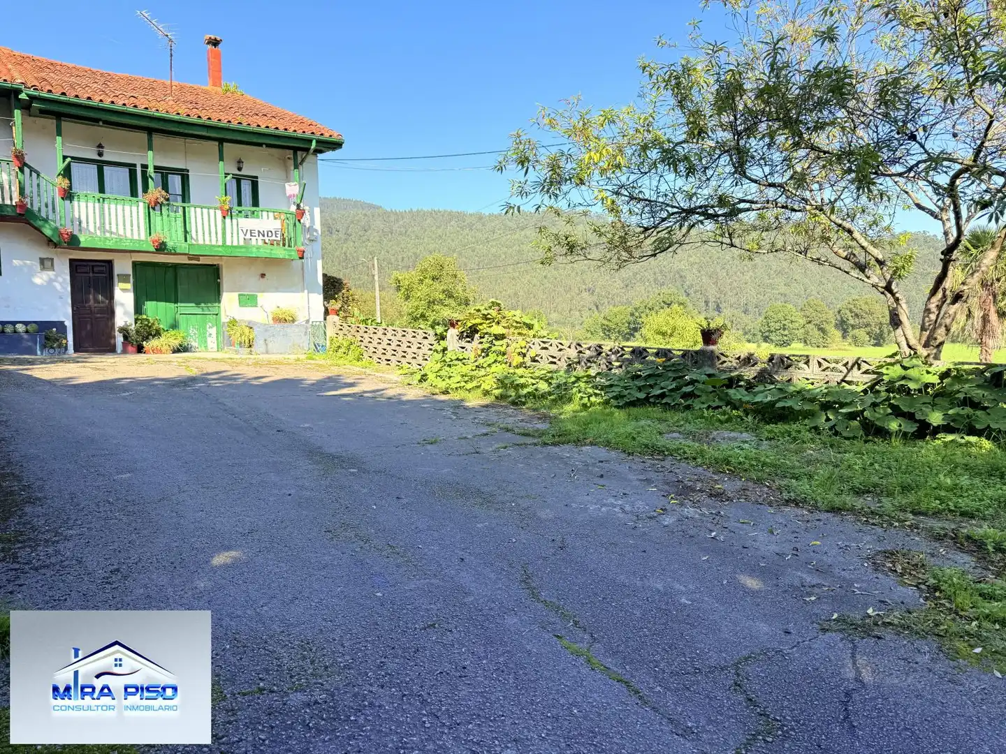 Vista exterior de Casa o chalet en venta en Solórzano con Terraza, Trastero y Balcón