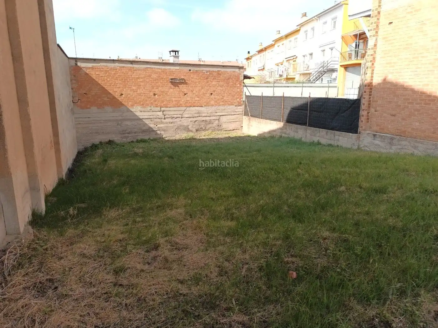 Wohnbaugrundstück zum Verkauf in Carrer Puigcerdà 11, imagen 2