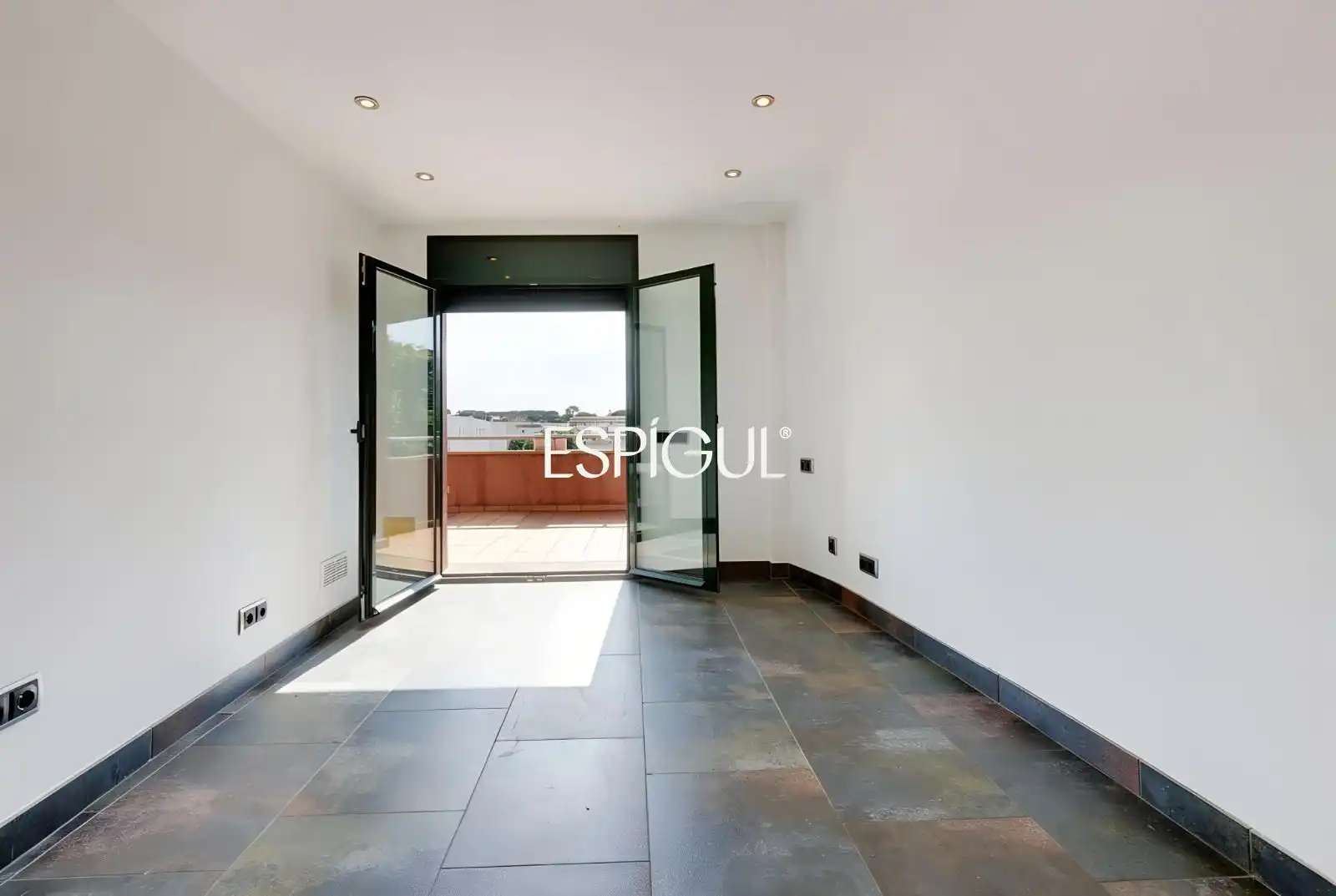 Balcony of Houses for sale in L'Escala  with Heating, Swimming Pool and Furnished