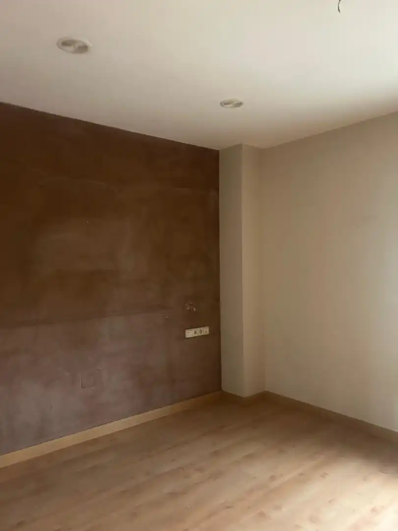 Habitación de Piso en venta en Jaén con Aire acondicionado, Trastero y Balcón