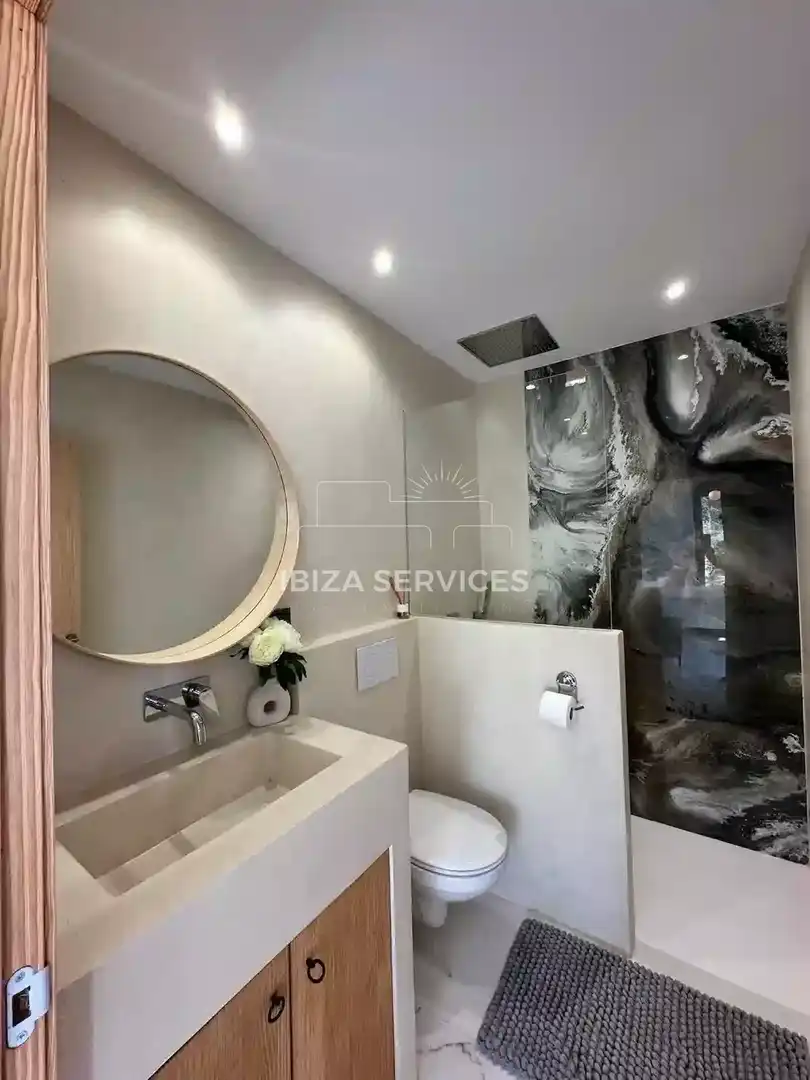 Baño de Casa o chalet de alquiler en Santa Eulària des Riu con Aire acondicionado, Jardín privado y Piscina