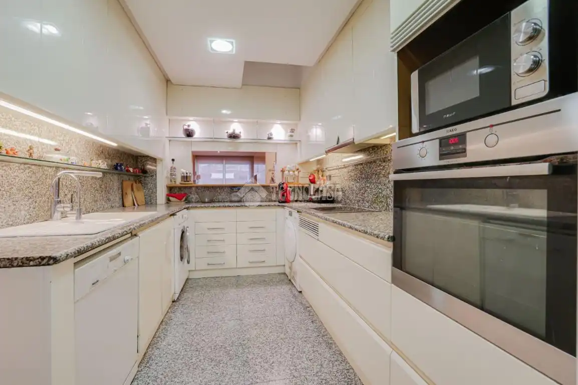 Casa aparellada amb terrassa en venda a Centre - Can Nadal, imagen 2