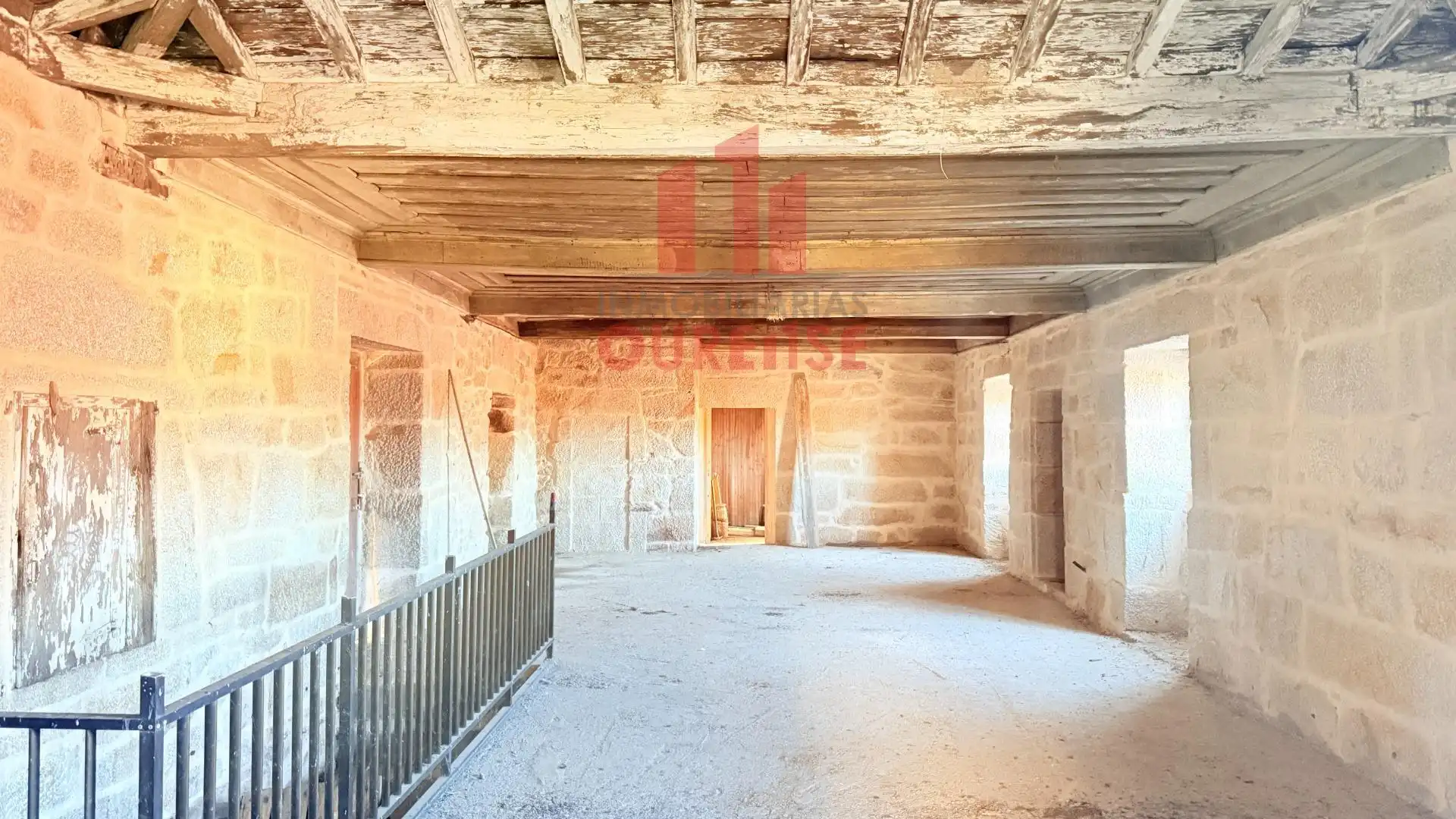 Houses for sale in Trasmiras, Ourense