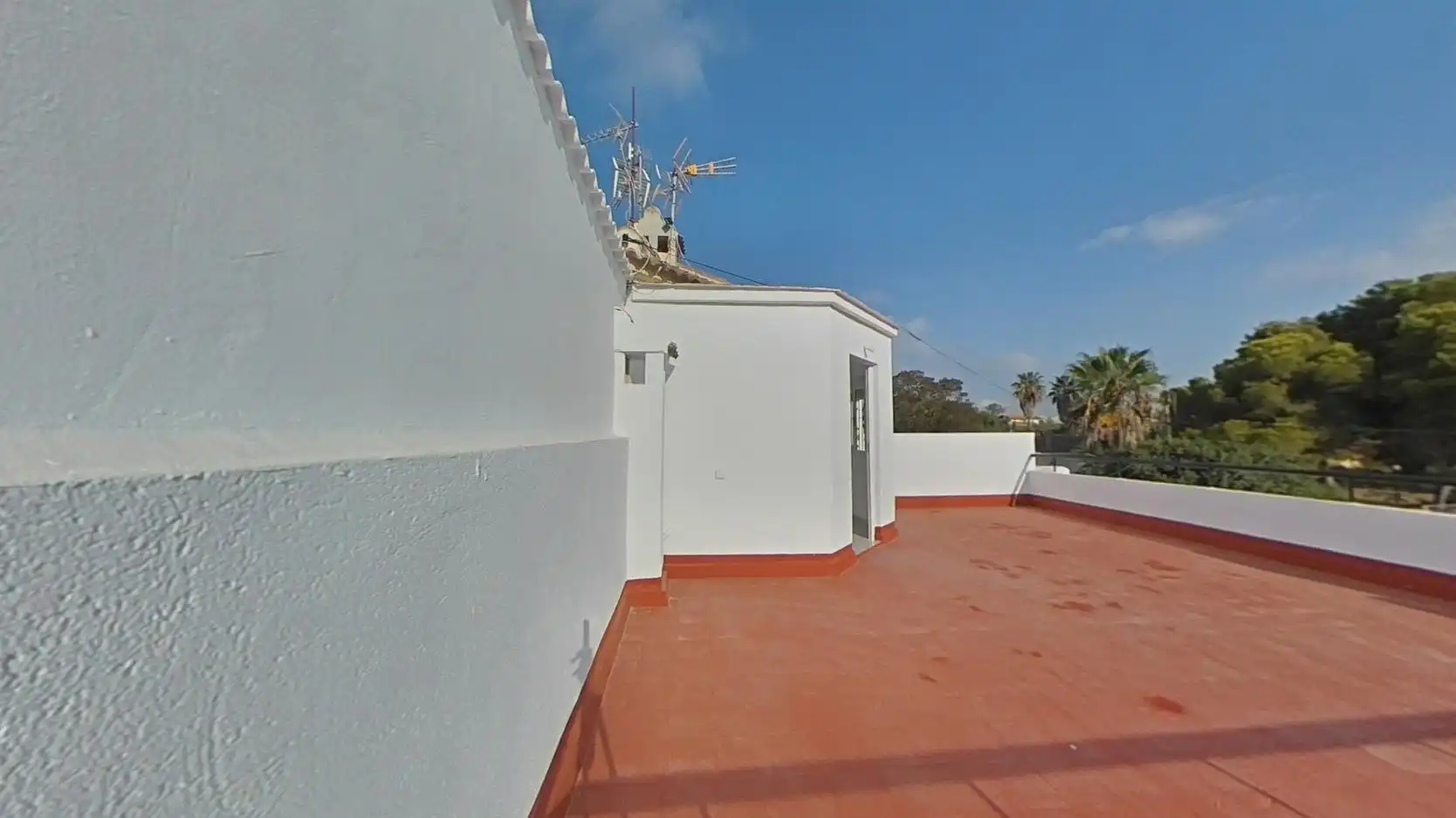 Vista exterior de Casa adosada en venda en Orihuela