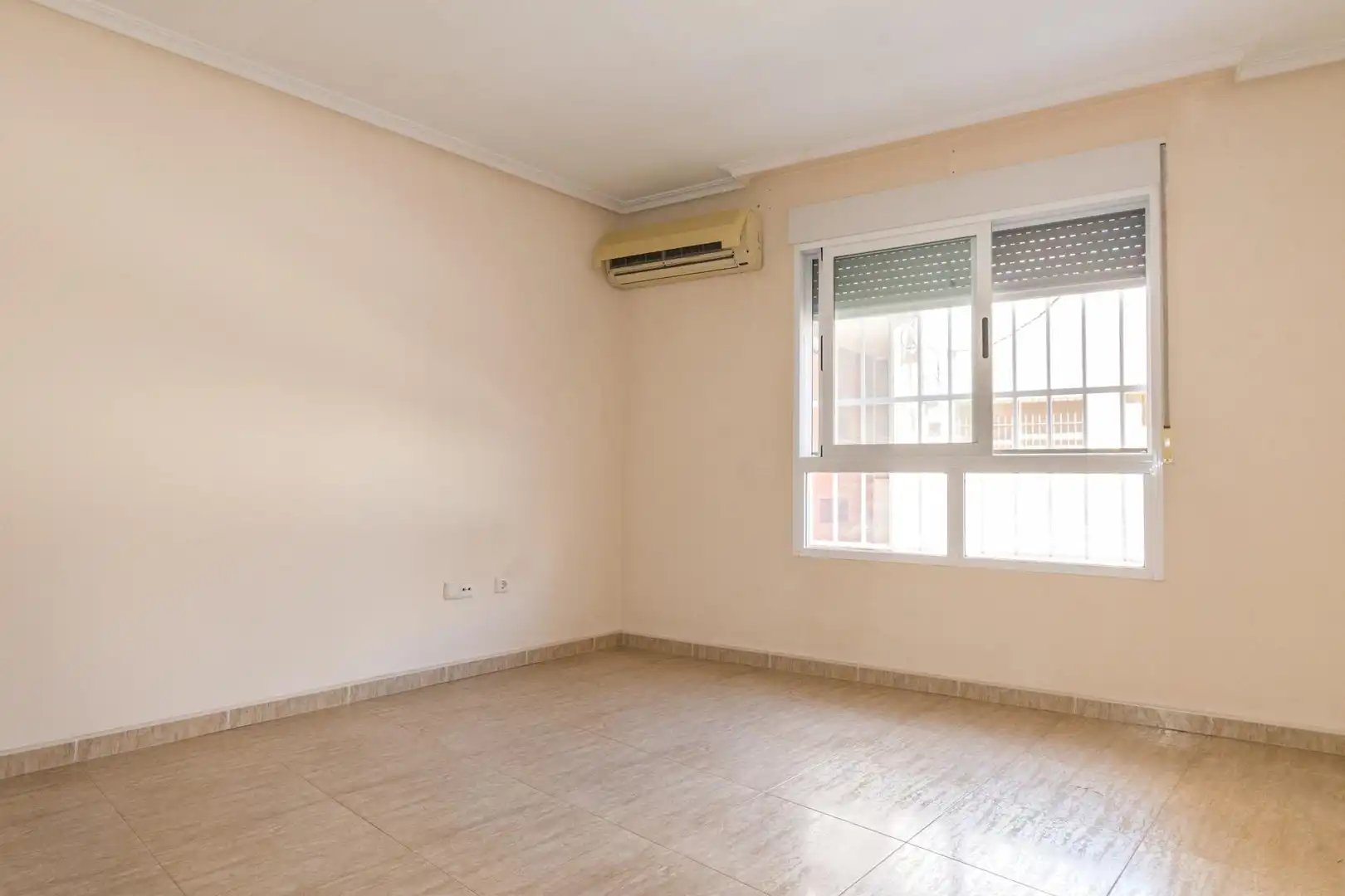 Gran apartamento a la venta en el centro de Torrevieja, imatge 4
