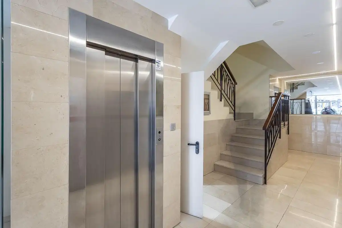 Flat for rent in Granada  with Heating