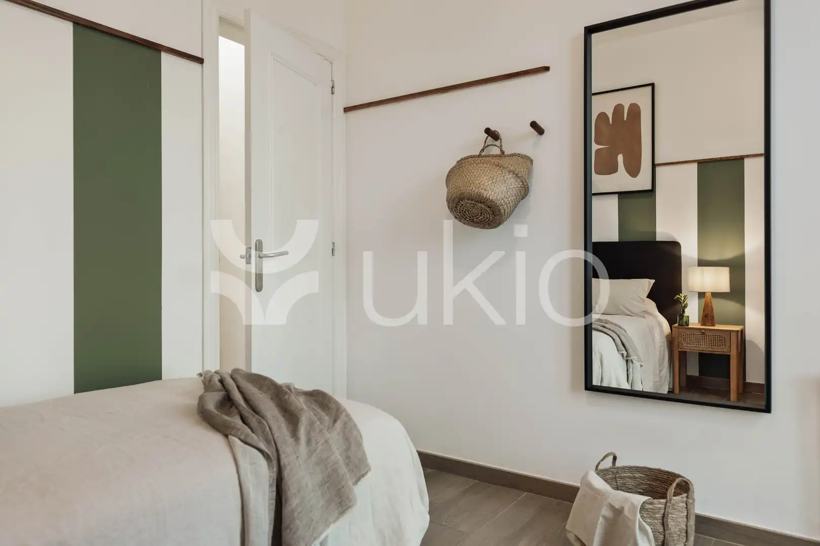 Bedroom of Apartments for rent in Barcelona  with Air Conditioner, Heating and Furnished