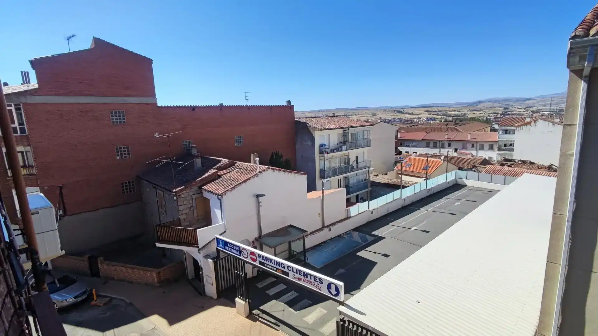 Vista exterior de Pis en venda en Ávila Capital amb Aire condicionat i Balcó