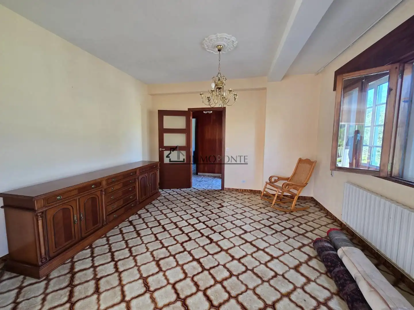 Sala d'estar de Casa o xalet en venda en Moraña amb Jardí privat