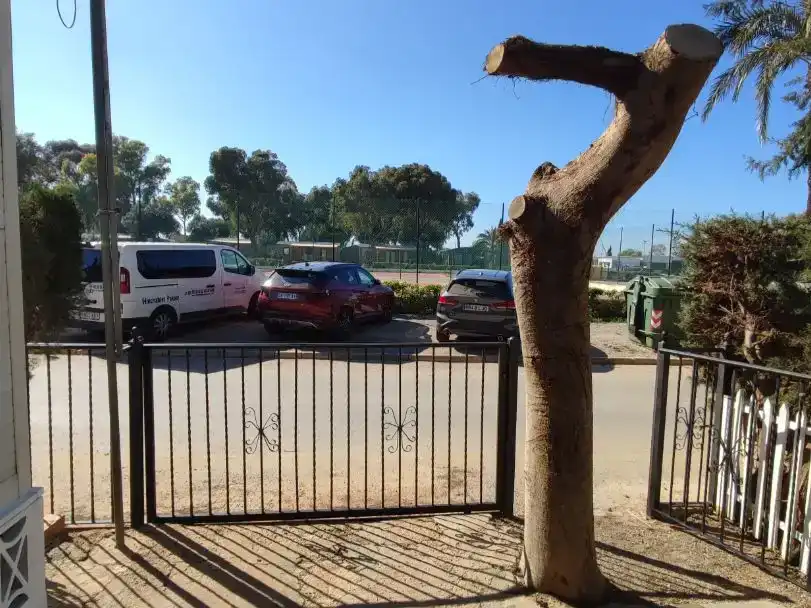 Aparcament de Planta baixa en venda en Cartagena amb Aire condicionat, Jardí privat i Moblat