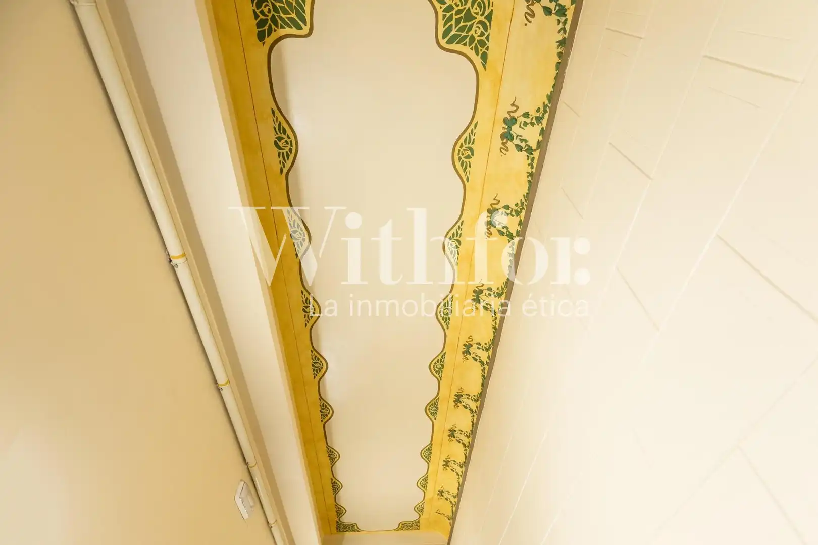 Flat for sale in Barcelona  with Air Conditioner, Heating and Parquet flooring