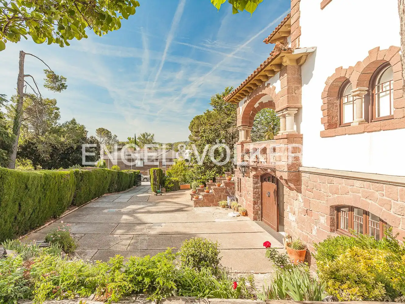 Exterior view of Houses for sale in Sant Cugat del Vallès  with Air Conditioner, Heating and Private garden