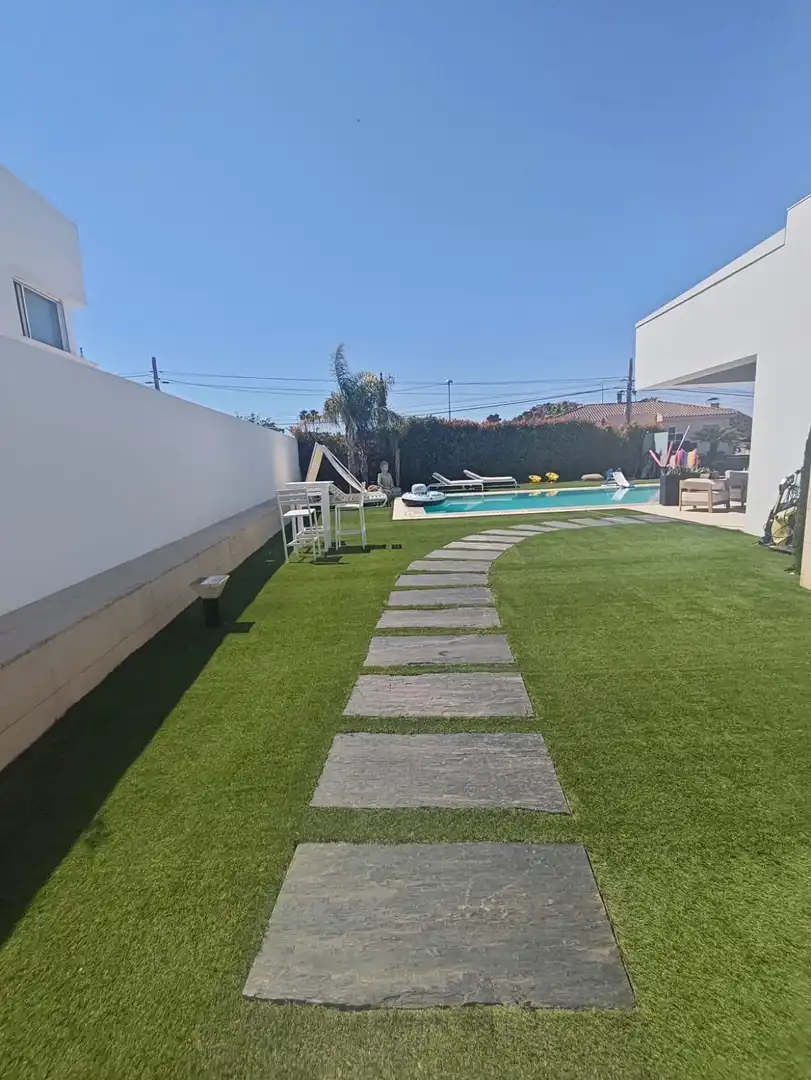 Piscina de Casa o xalet en venda en Petrer amb Aire condicionat, Calefacció i Jardí privat