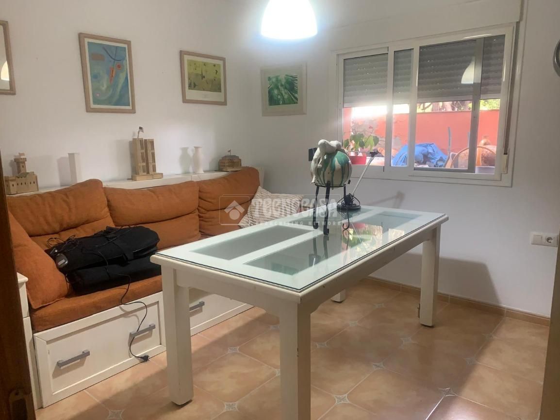 Sala d'estar de Casa o xalet en venda en Chiclana de la Frontera amb Calefacció, Terrassa i Balcó
