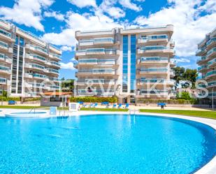 Vista exterior de Pis en venda en Salou amb Aire condicionat i Terrassa