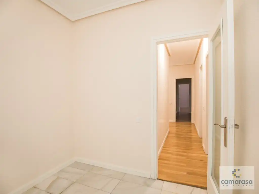 Flat with lift to rent in Plaza Claudio Sanchez Albornoz 4, imagen 30