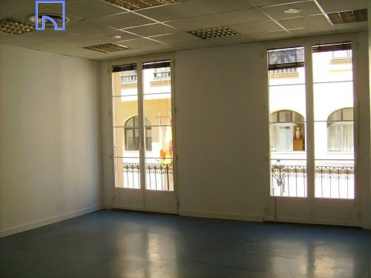 Büro mit Aufzug zum Verkauf in Casco Antiguo, imagen 3