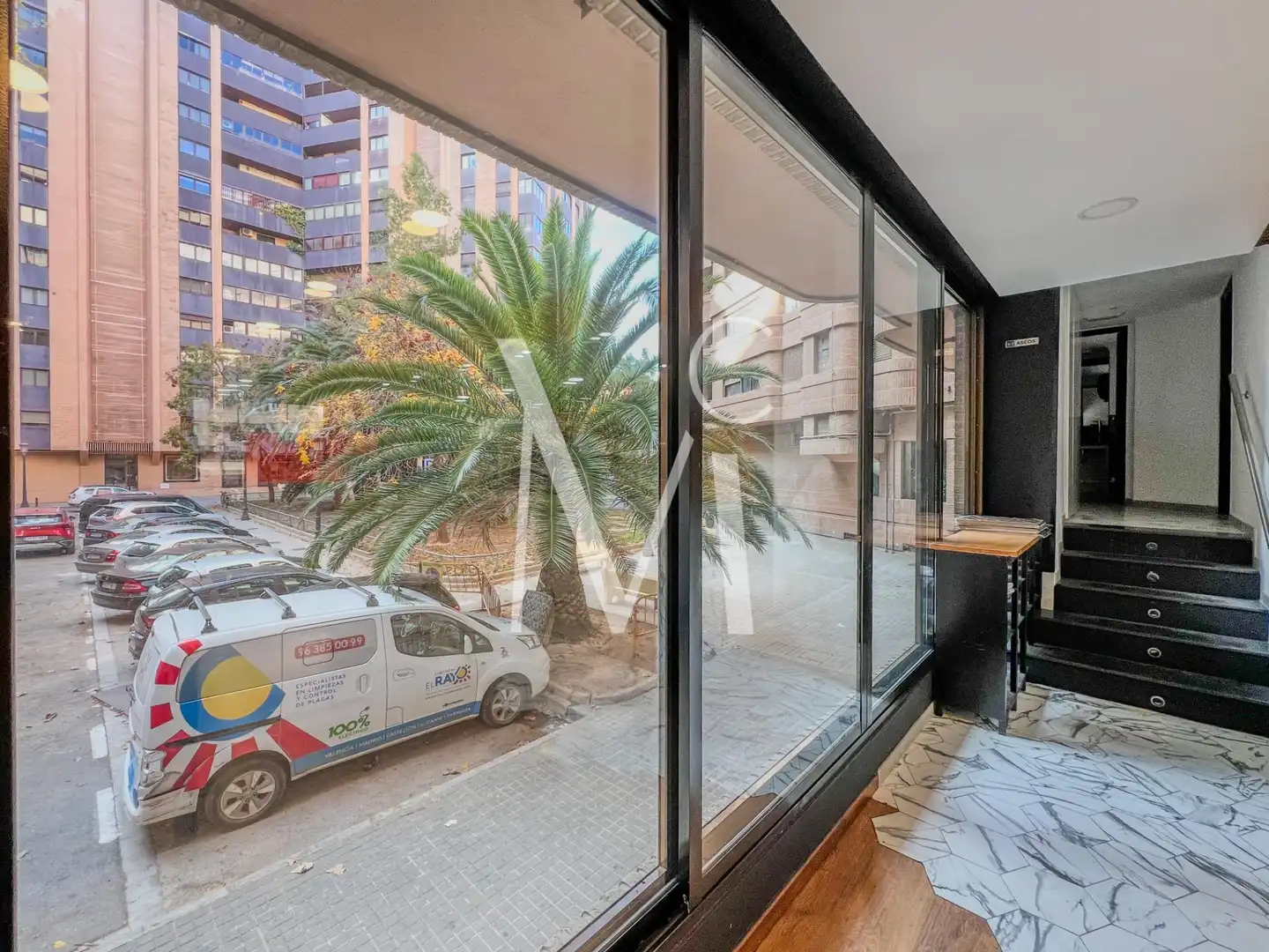 Vista exterior de Local de alquiler en Valencia