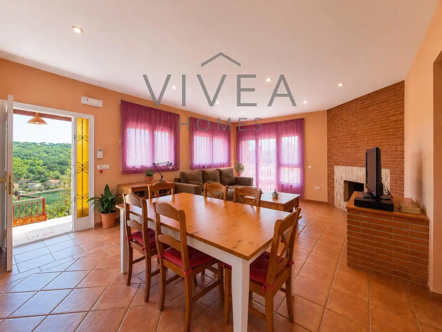 Sala d'estar de Casa o xalet en venda en Vidreres amb Aire condicionat, Calefacció i Jardí privat