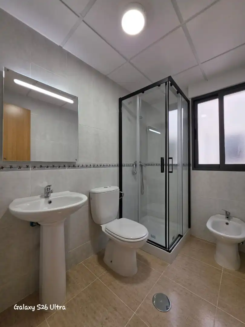 Baño de Casa o chalet de alquiler en Albatera con Terraza, Trastero y Amueblado