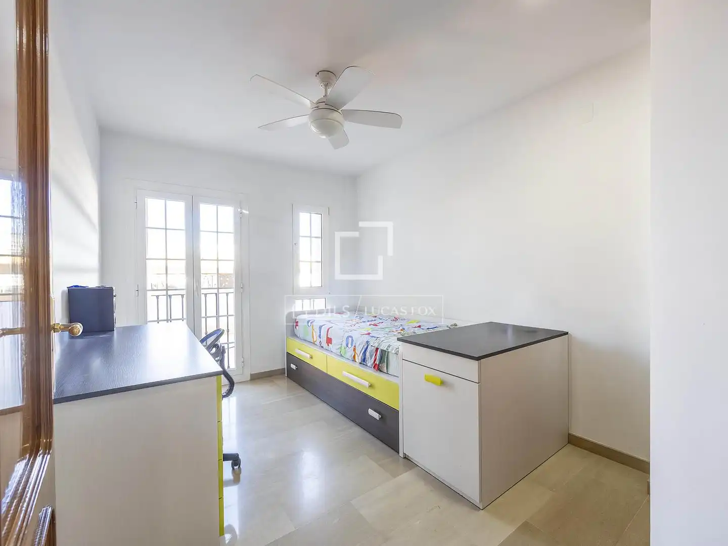 Dormitori de Casa o xalet en venda en Riba-roja de Túria amb Aire condicionat, Calefacció i Terrassa