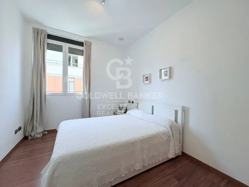 Habitación de Piso de alquiler en Valencia con Aire acondicionado, Amueblado y Horno