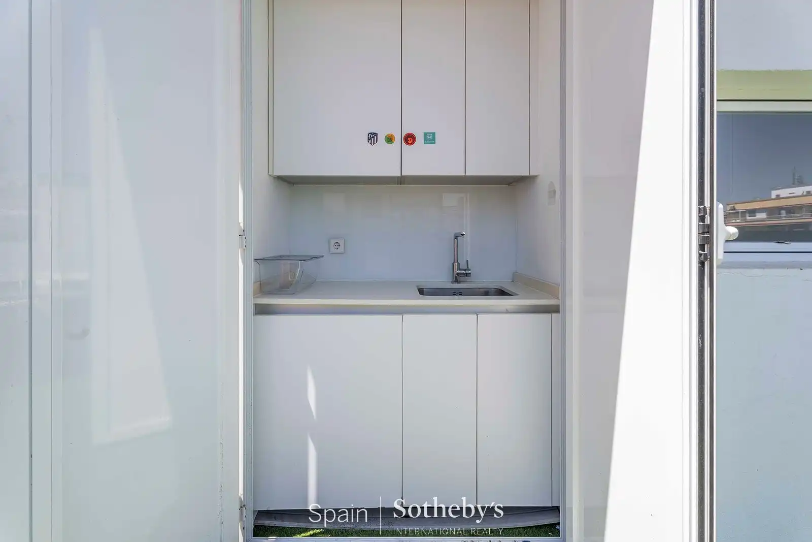 Kitchen of Attic for sale in Madrid  with Air Conditioner, Heating and Terrace