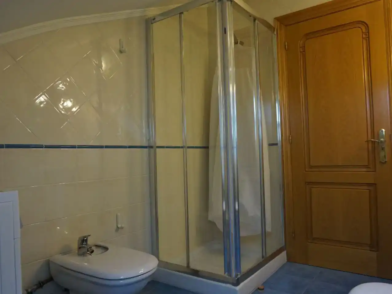 Bany de Apartament de lloguer en Universidad
