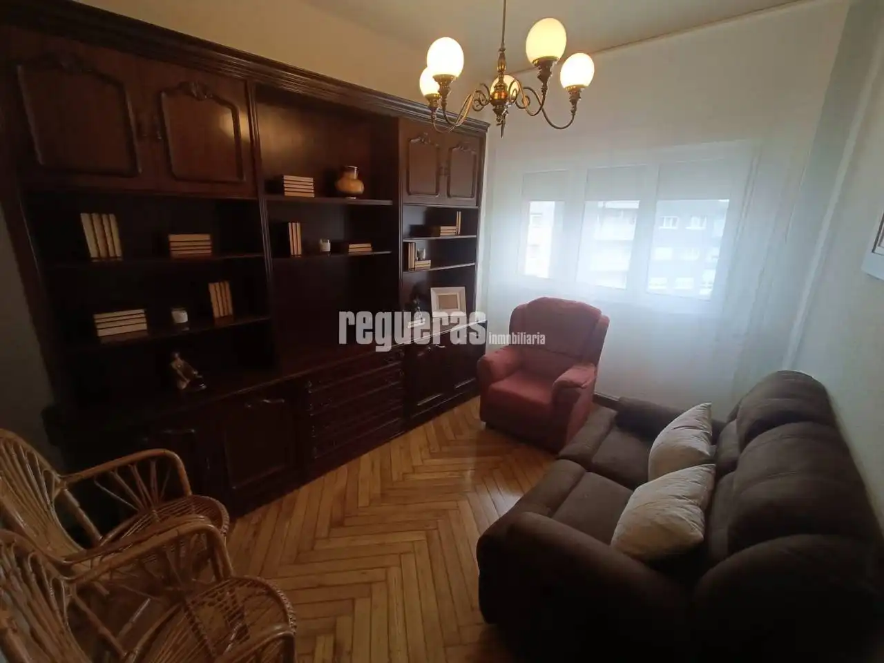 Bedroom of Flat for rent in Avilés  with Heating and Furnished