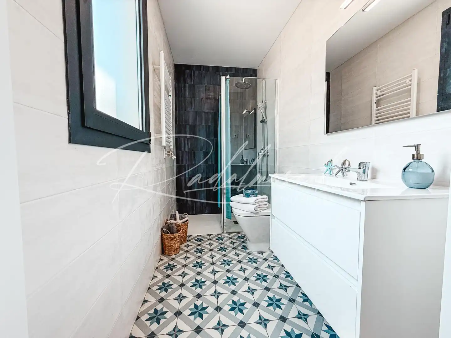 Baño de Casa adosada en venta en Cambrils con Calefacción, Jardín privado y Terraza