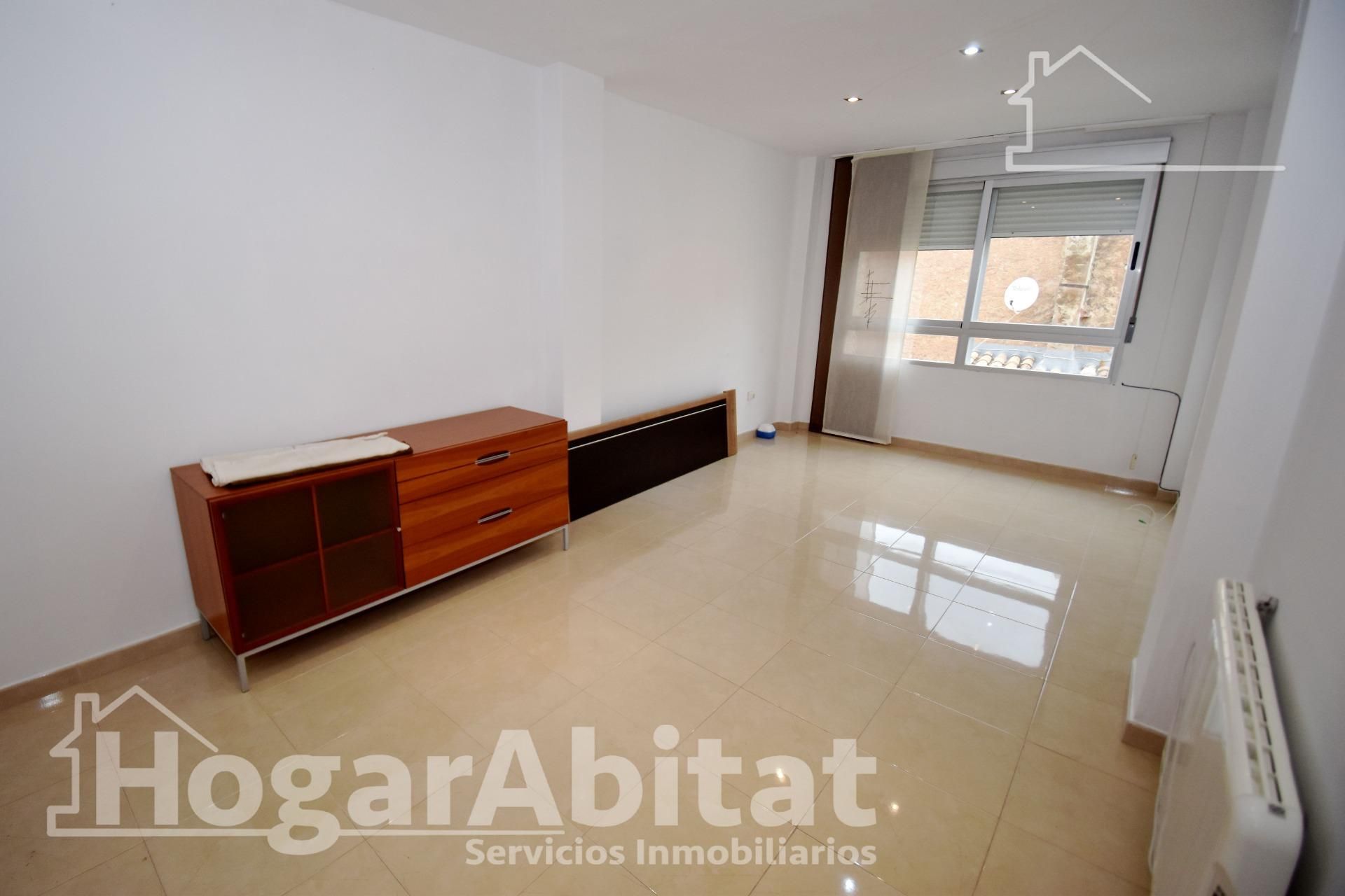 Living room of Flat for sale in L'Alcora  with Heating
