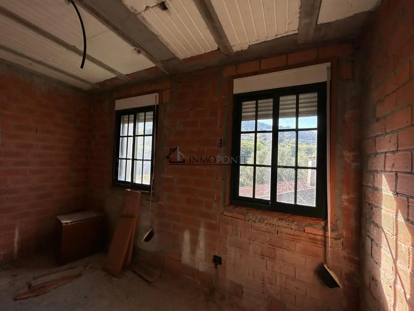Casa o xalet en venda en Vilaboa amb Jardí privat