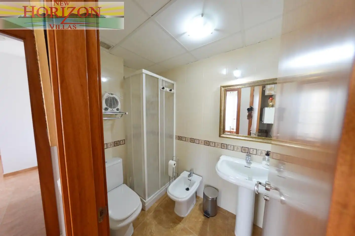 Bathroom of Flat for sale in Albox  with Air Conditioner, Terrace and Furnished