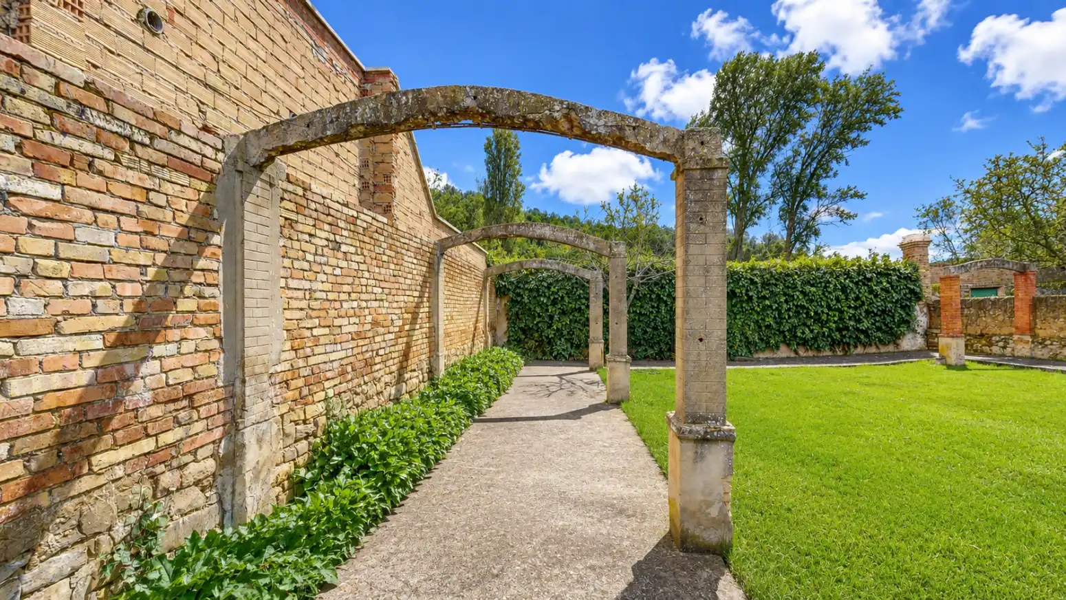 Jardí de Casa o xalet en venda en Tafalla amb Calefacció, Jardí privat i Parquet