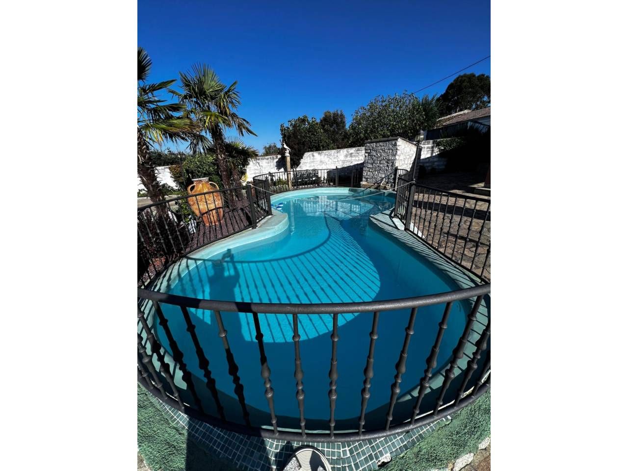 Piscina de Casa o chalet en venta en Castillejo de Martín Viejo con Aire acondicionado, Calefacción y Jardín privado