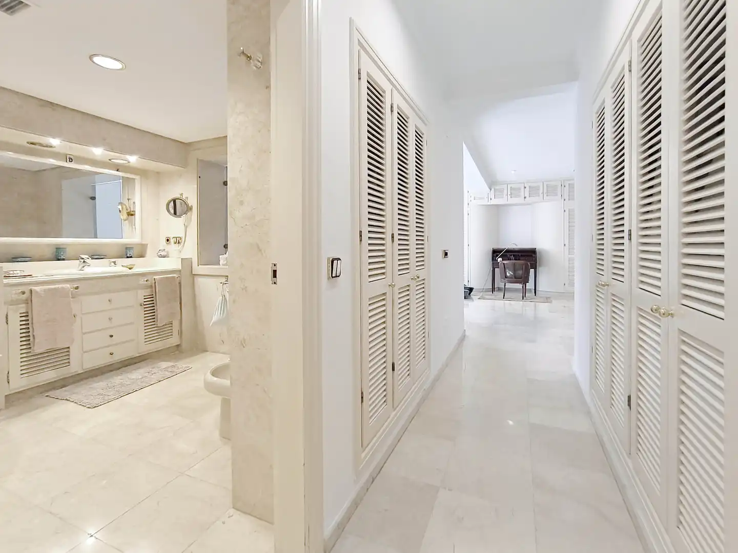 Casa con piscina en venta en Río Real - Los Monteros, imagen 33