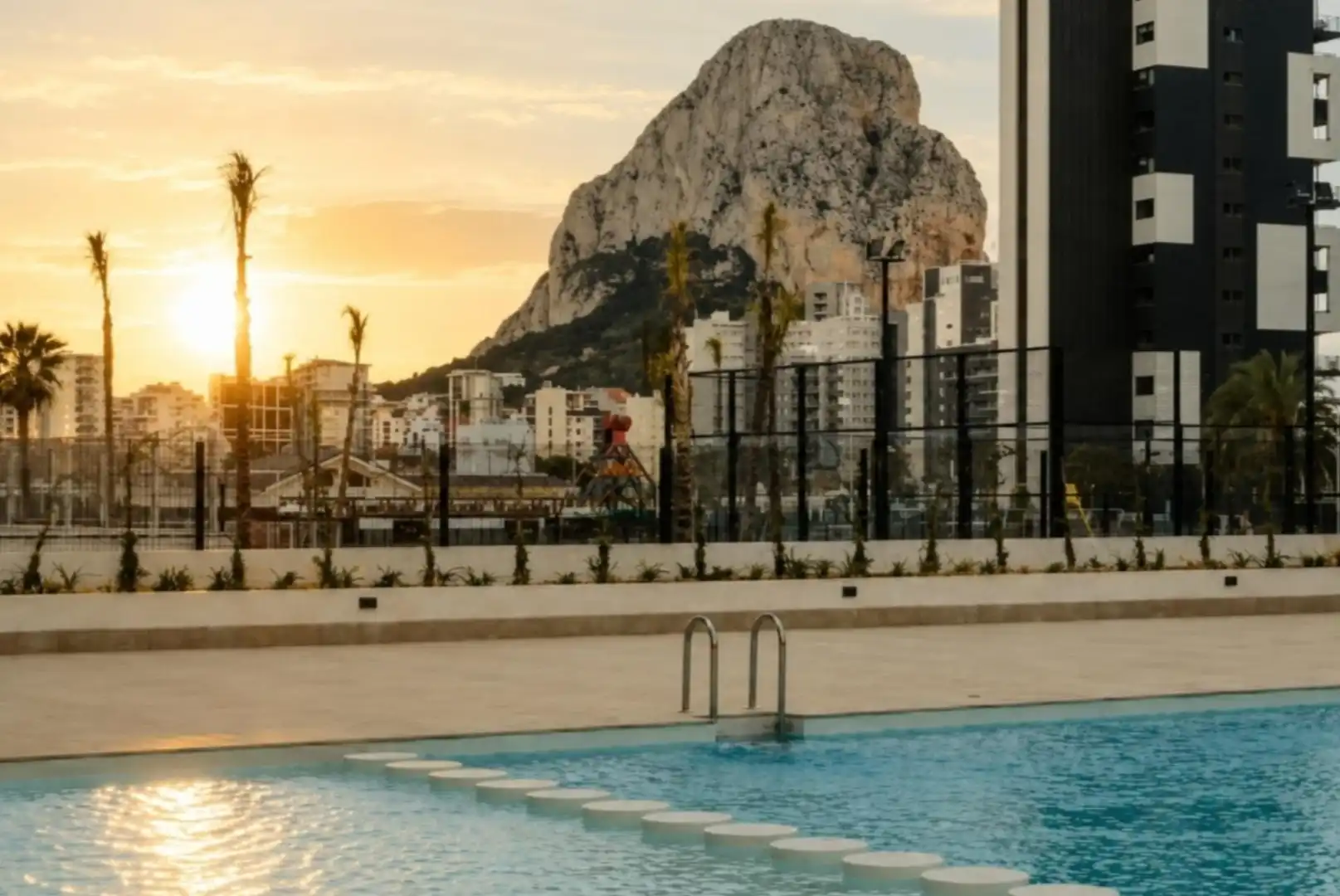 Penthouse with pool for sale in Marisol Park - Ortembach - Los Almendros, imagen 3