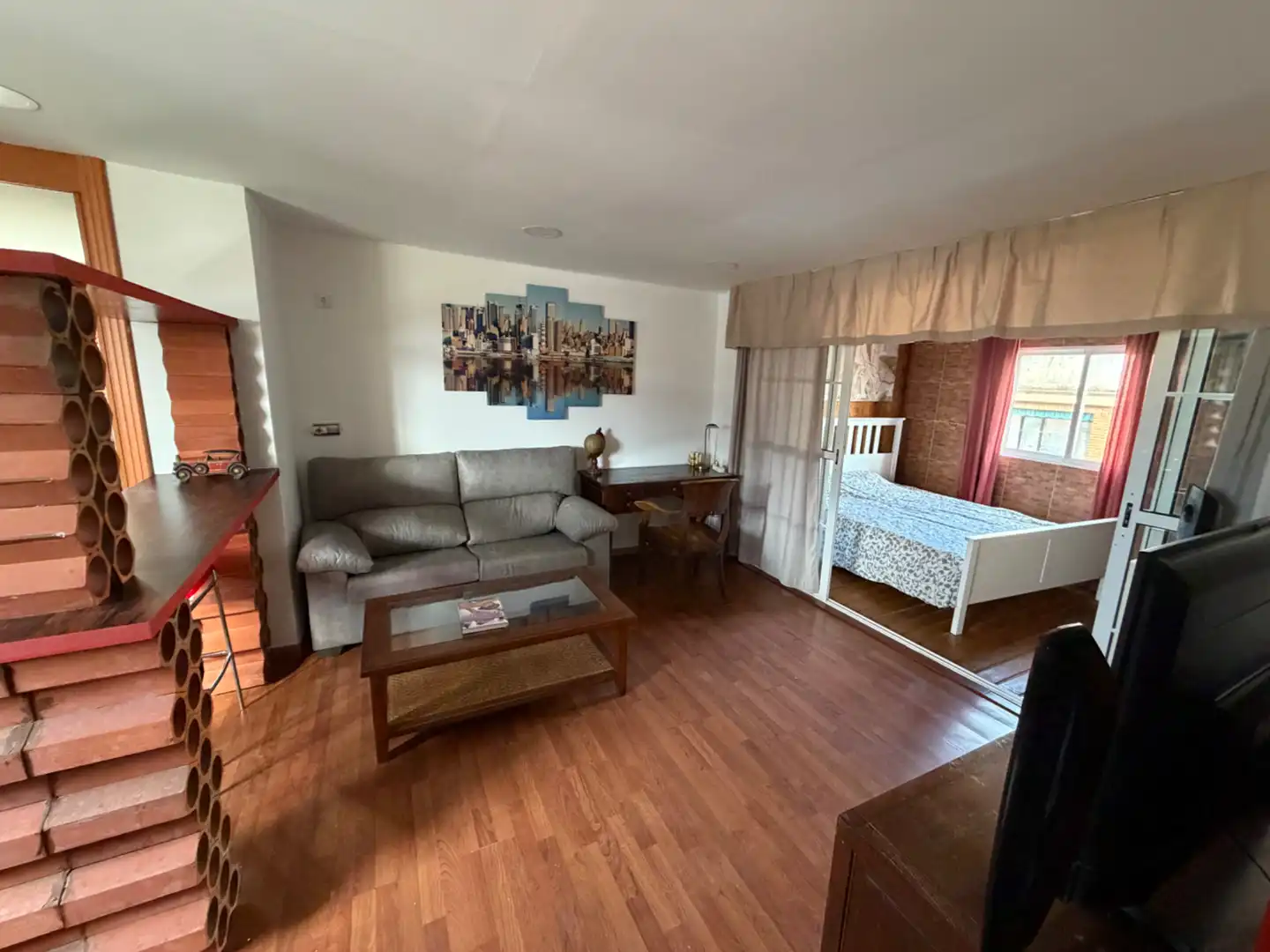 Sala d'estar de Àtic de lloguer en Málaga amb Aire condicionat, Calefacció i Moblat