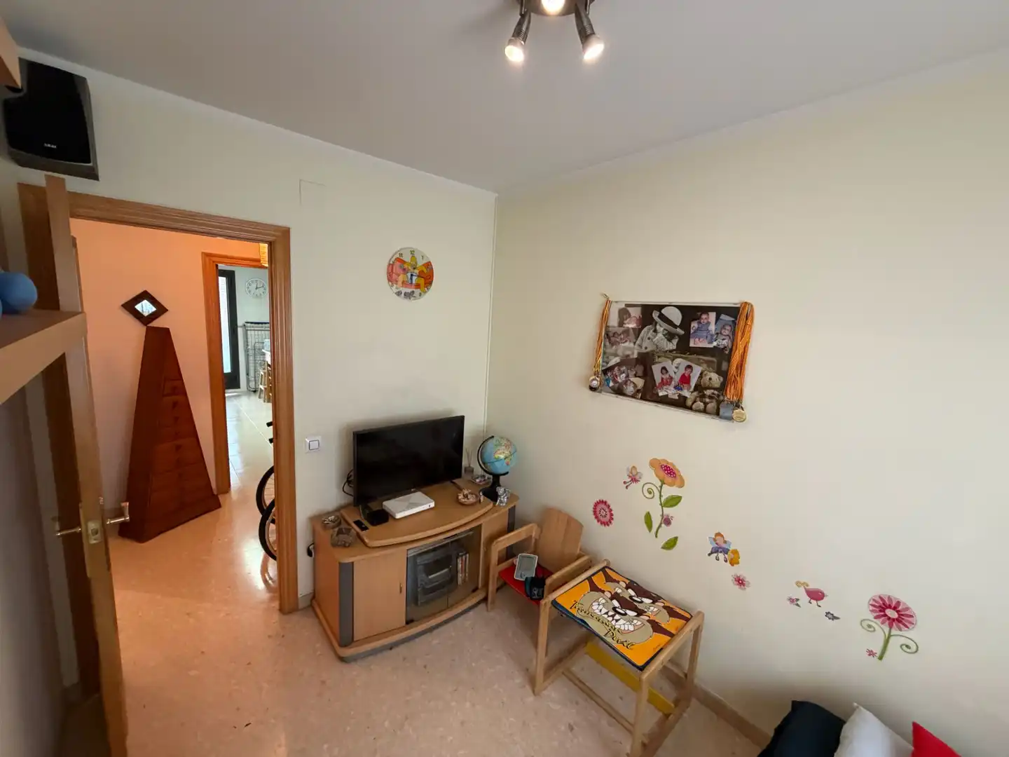 Habitación de Piso en venta en Sant Boi de Llobregat con Calefacción, Terraza y Amueblado