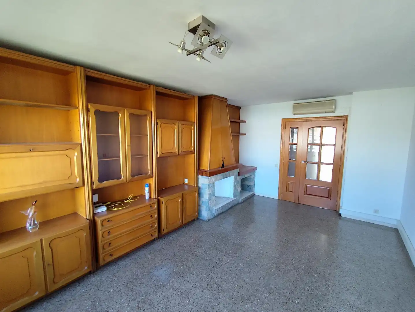 Wohnzimmer von Dachboden zum Verkauf in Sabadell mit Klimaanlage, Heizung und Terrasse