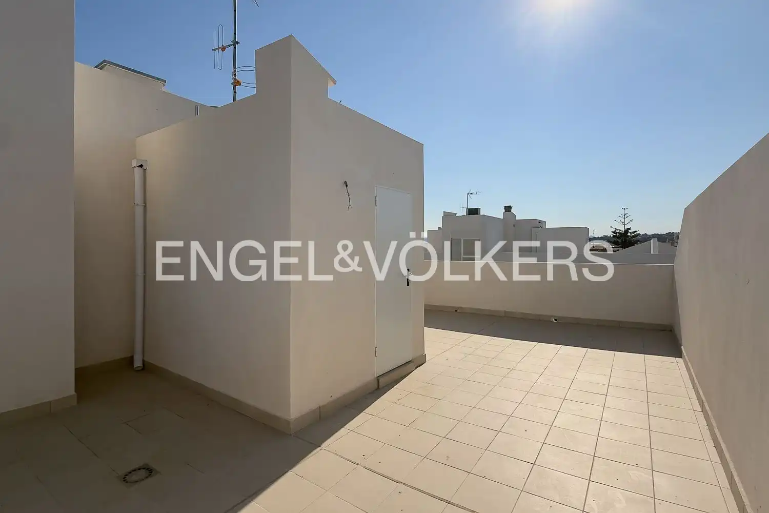 Terraza de Piso de alquiler en Alginet con Calefacción, Terraza y Trastero