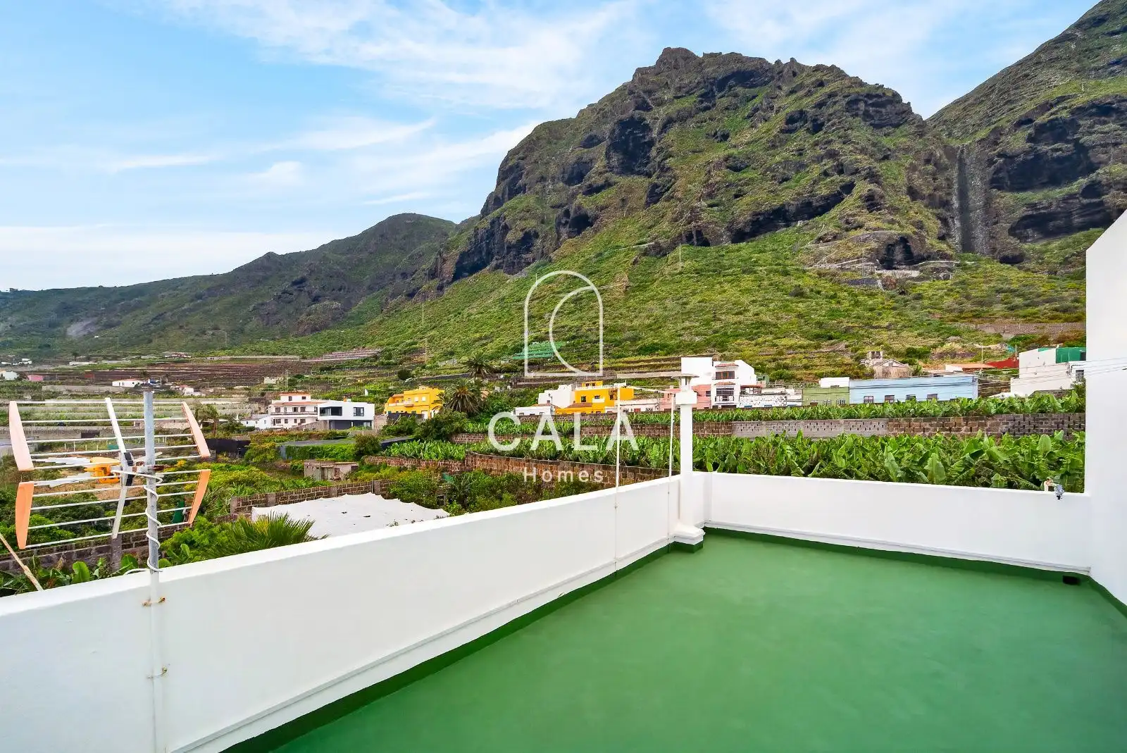 Exterior view of Houses for sale in Garachico  with Private garden, Terrace and Furnished