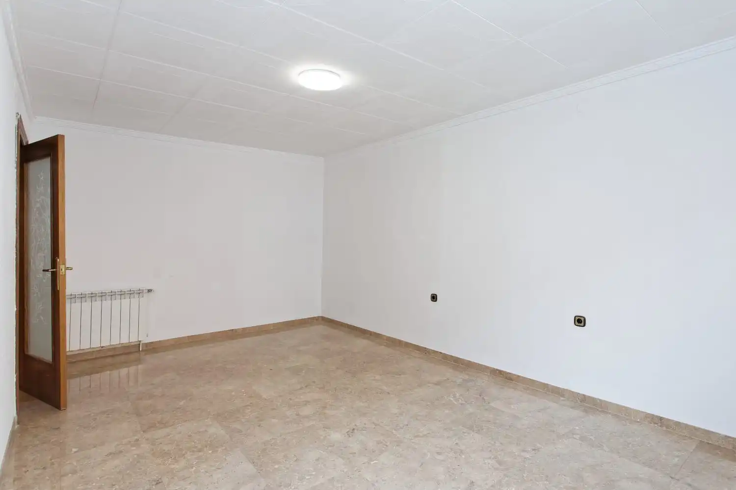 Casa adosada en venta en Terrassa con Terraza, Horno y Lavadora
