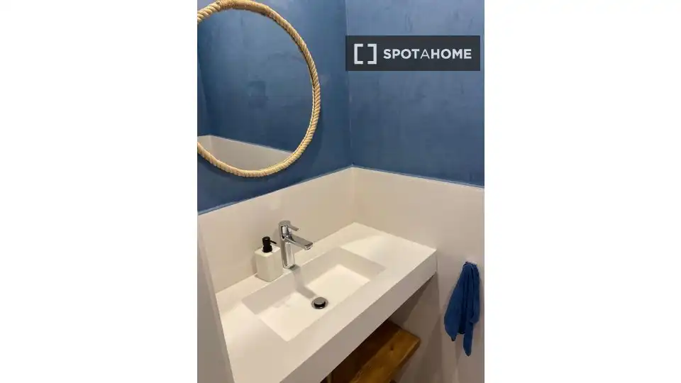 Flat for rent in Centre