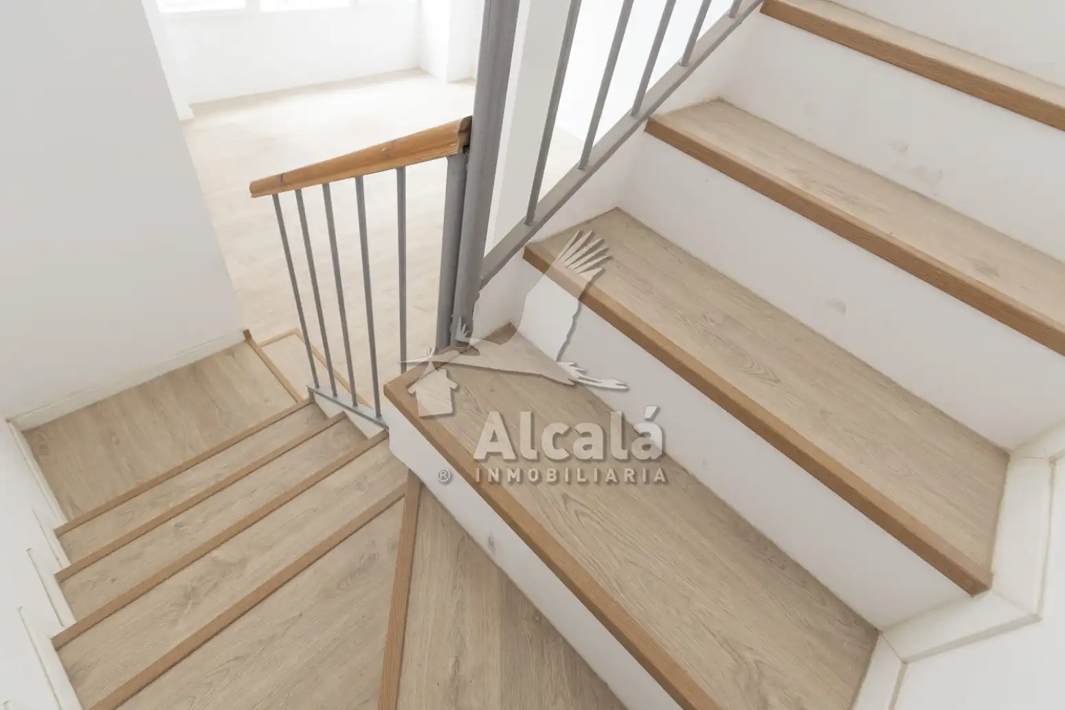 Local en venta en Alcalá de Henares con Aire acondicionado