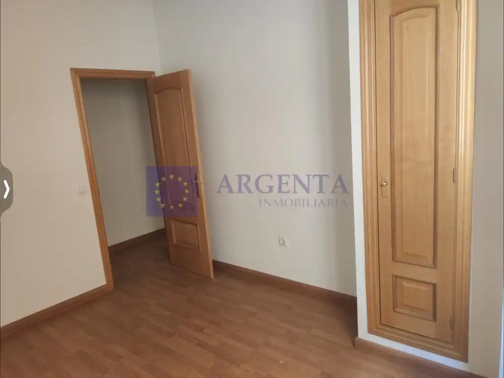 Ufficio con ascensore in affitto a Casco Antiguo, imagen 4