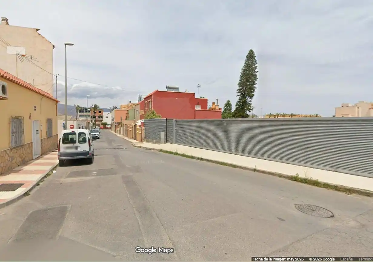 Vista exterior de Pis en venda en Roquetas de Mar