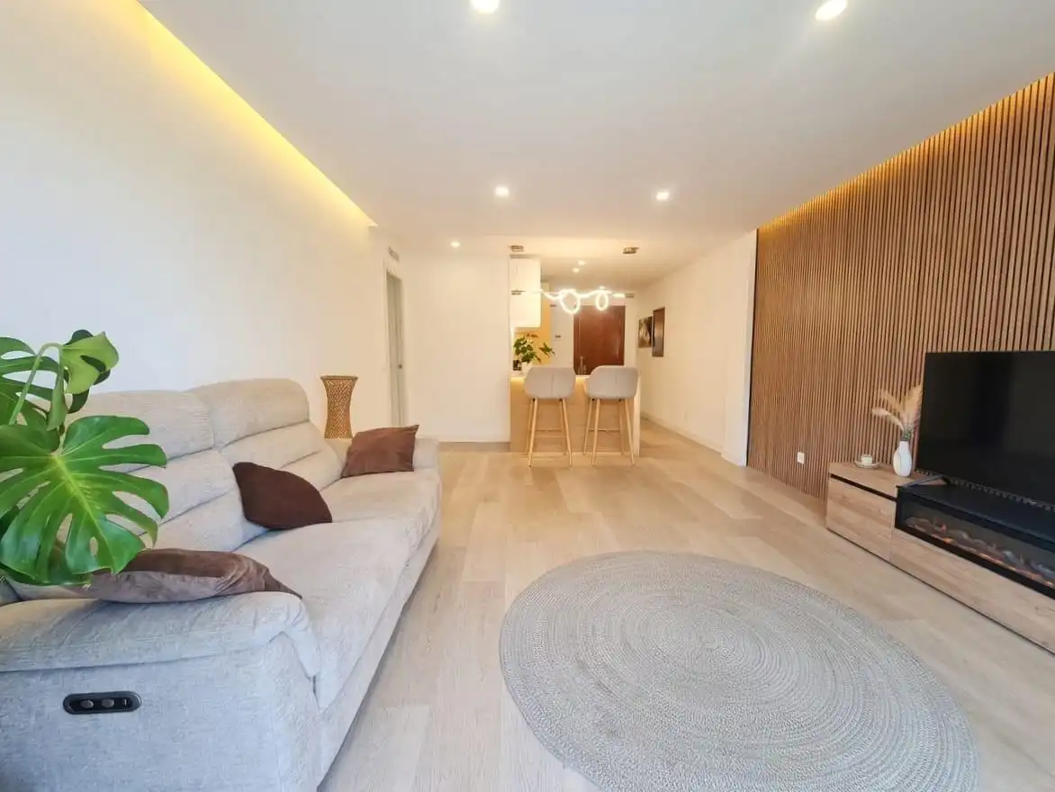 Living room of Apartments for sale in Fuengirola  with Air Conditioner, Heating and Terrace