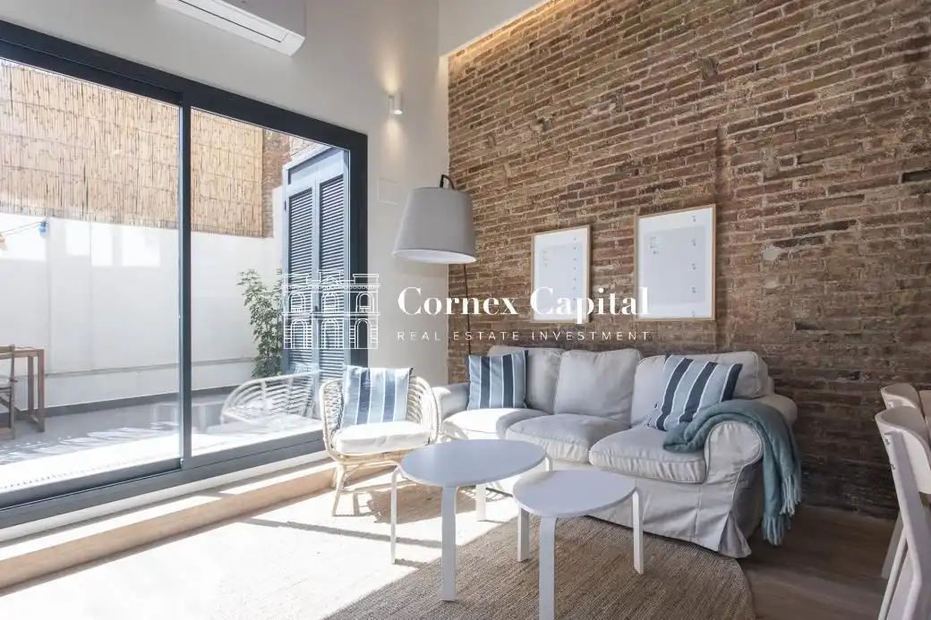 Vista exterior de Dúplex en venda en Barcelona amb Aire condicionat, Calefacció i Terrassa